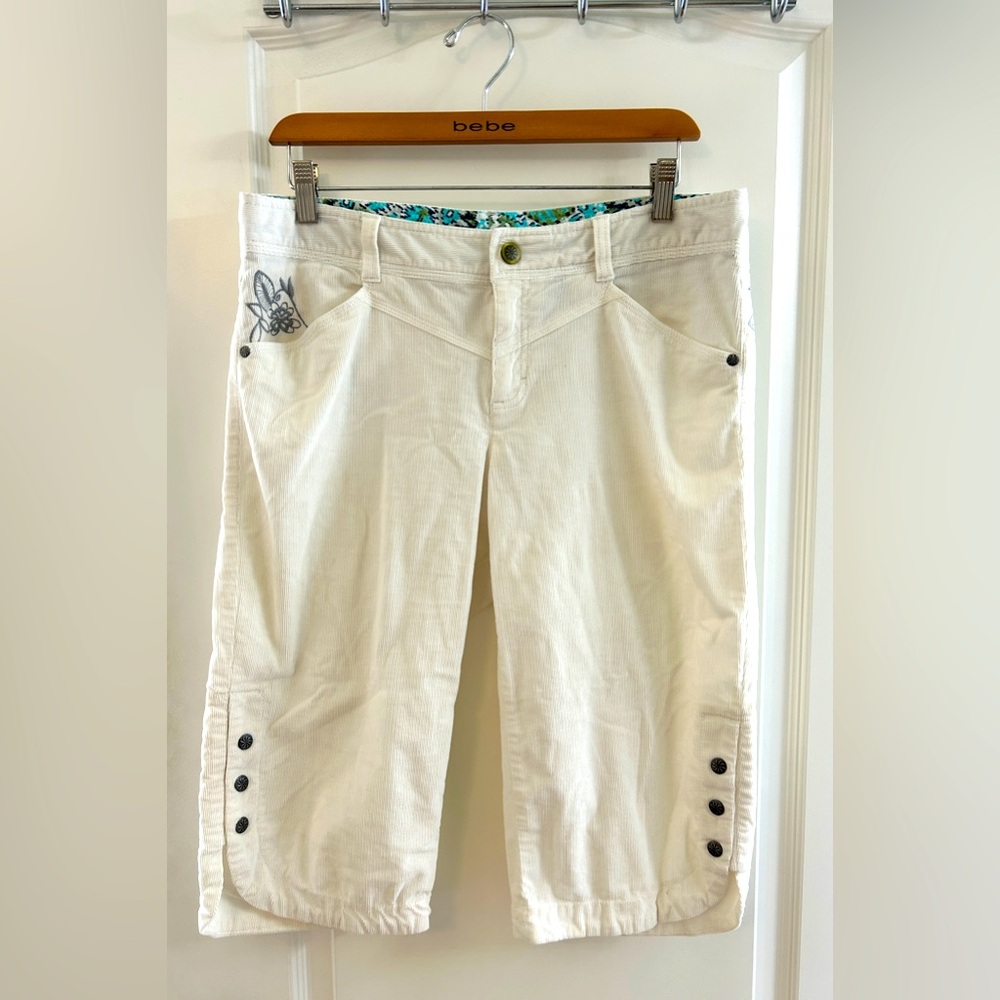 Athleta cropped white corduroy jeans, super cute! Sz 10